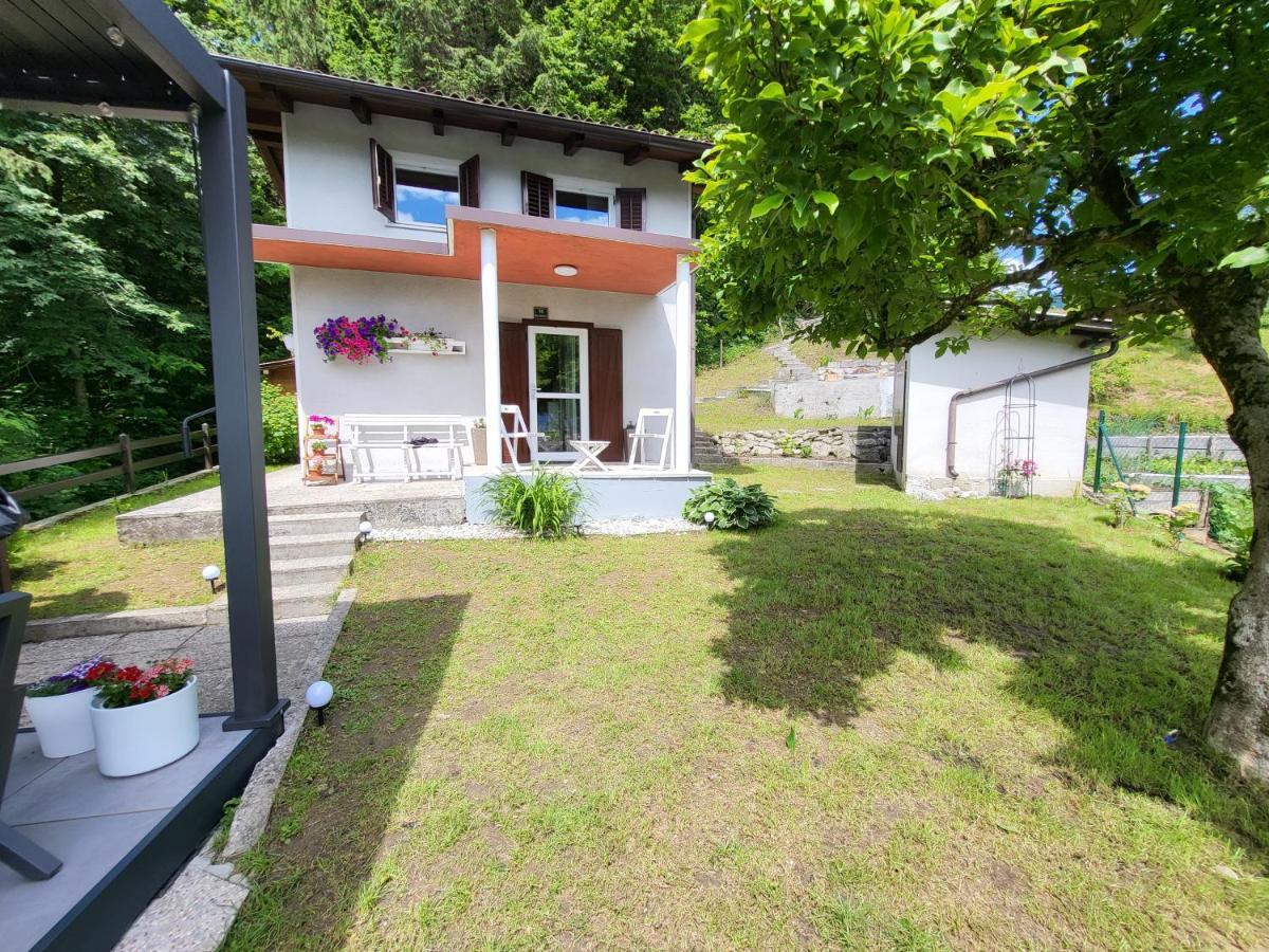 Cosy Cottage With Views Near Kobarid Exterior foto